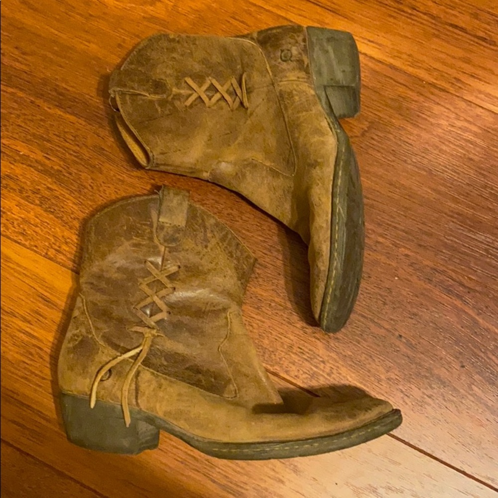Born leather cowboy boots